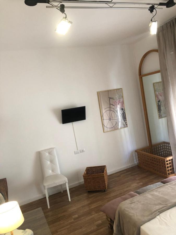 B&B Degli Artisti Suite 莱切 外观 照片