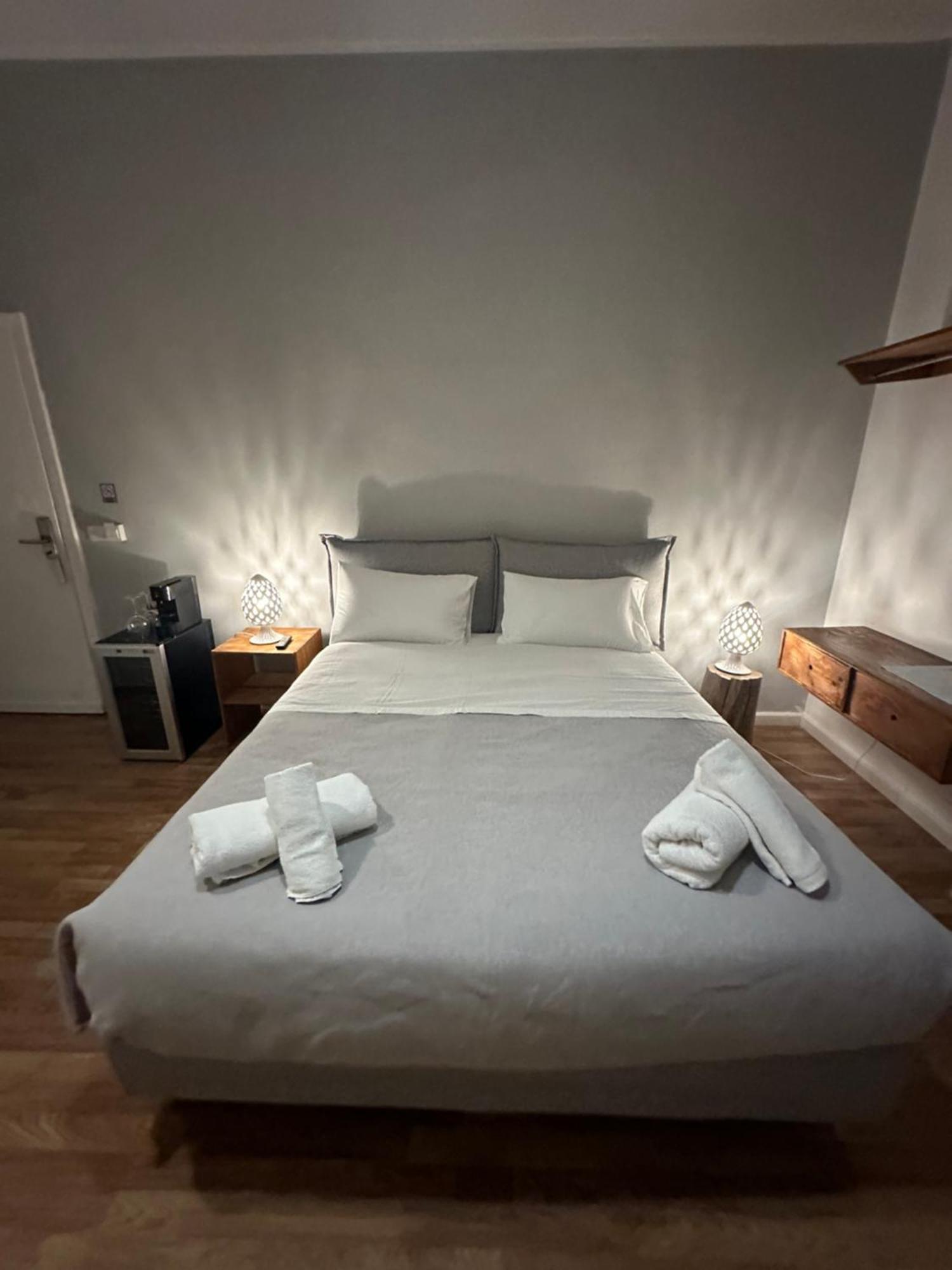 B&B Degli Artisti Suite 莱切 外观 照片
