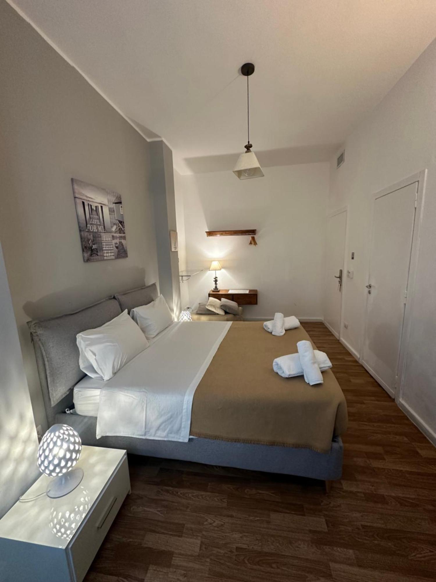 B&B Degli Artisti Suite 莱切 外观 照片