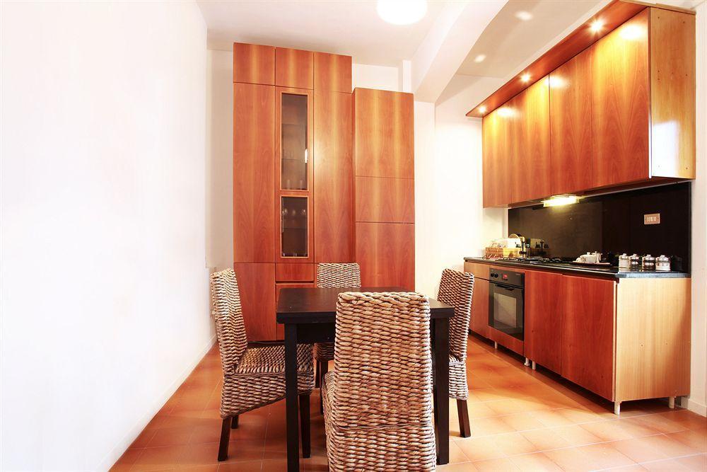 B&B Degli Artisti Suite 莱切 外观 照片