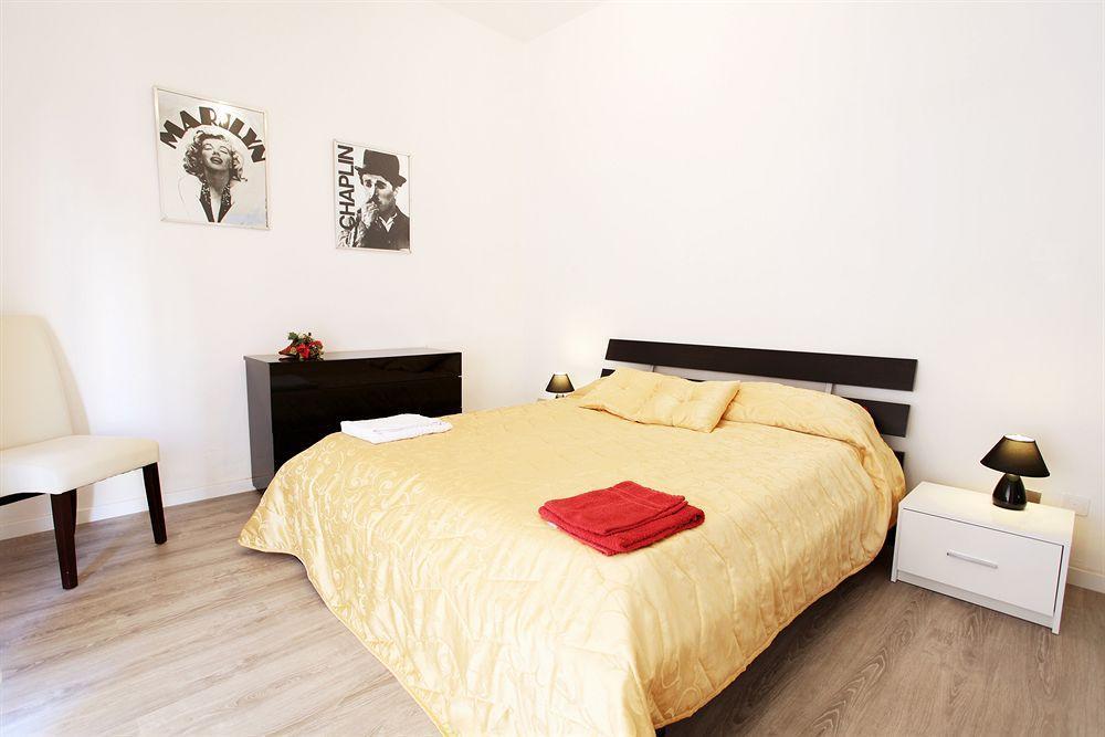 B&B Degli Artisti Suite 莱切 外观 照片